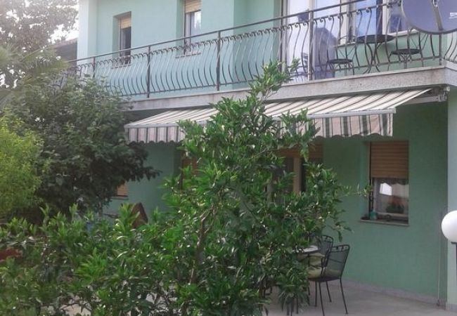 Apartament w Banjole - Apartament w Banjole z taras, Klimatyzacja, WIFI (4211-2) Apartament w Banjole - Apartament w Banjole z taras, Klimatyzacja, WIFI (4211-2)