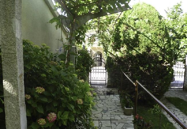Apartament w Banjole - Apartament w Banjole z taras, Klimatyzacja, WIFI (4211-2) Apartament w Banjole - Apartament w Banjole z taras, Klimatyzacja, WIFI (4211-2)