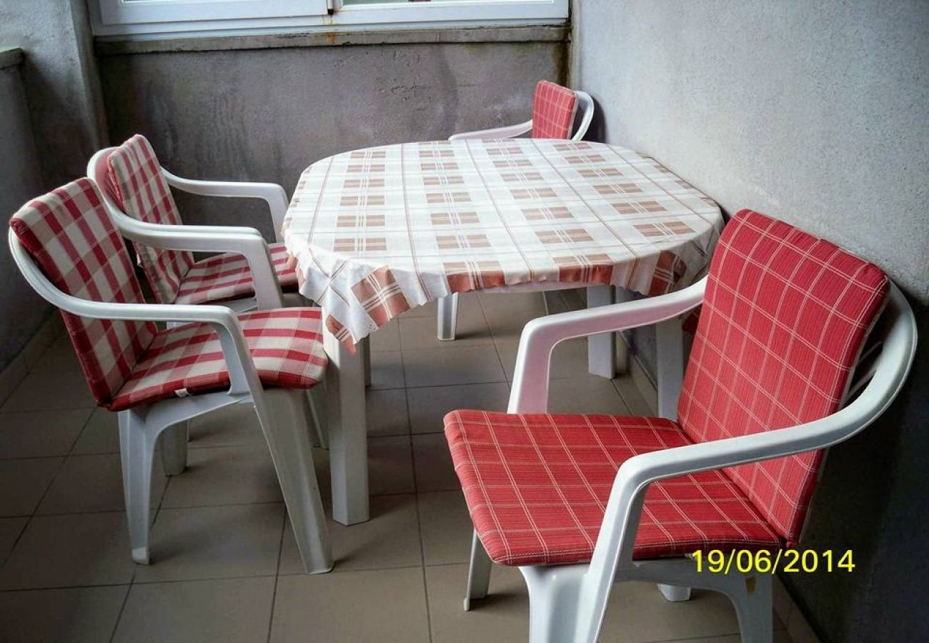 Apartament w Lopar - Apartament w Lopar z balkon, Klimatyzacja, WIFI (4224-1)