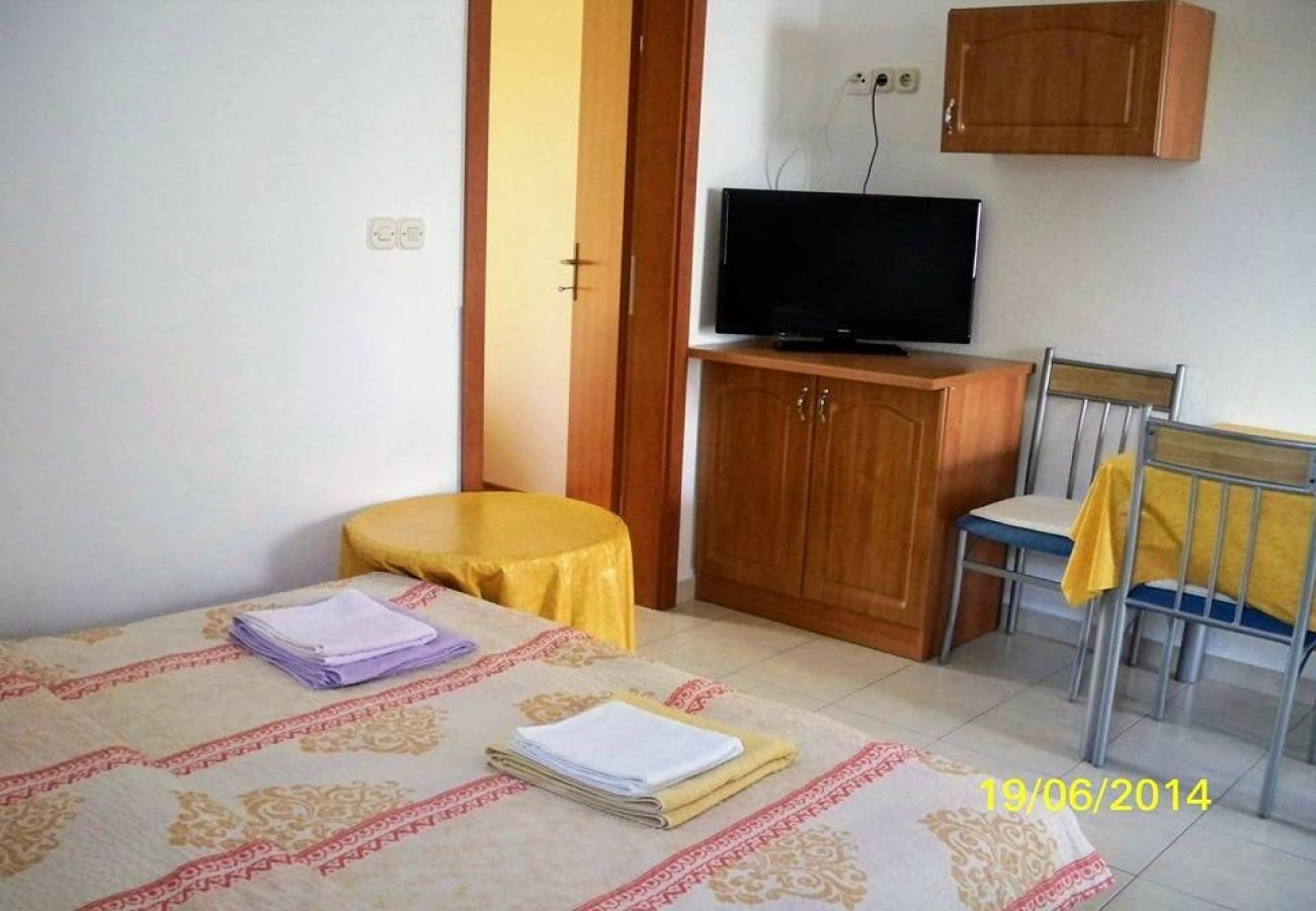 Apartament w Lopar - Apartament w Lopar z balkon, Klimatyzacja, WIFI (4224-1)