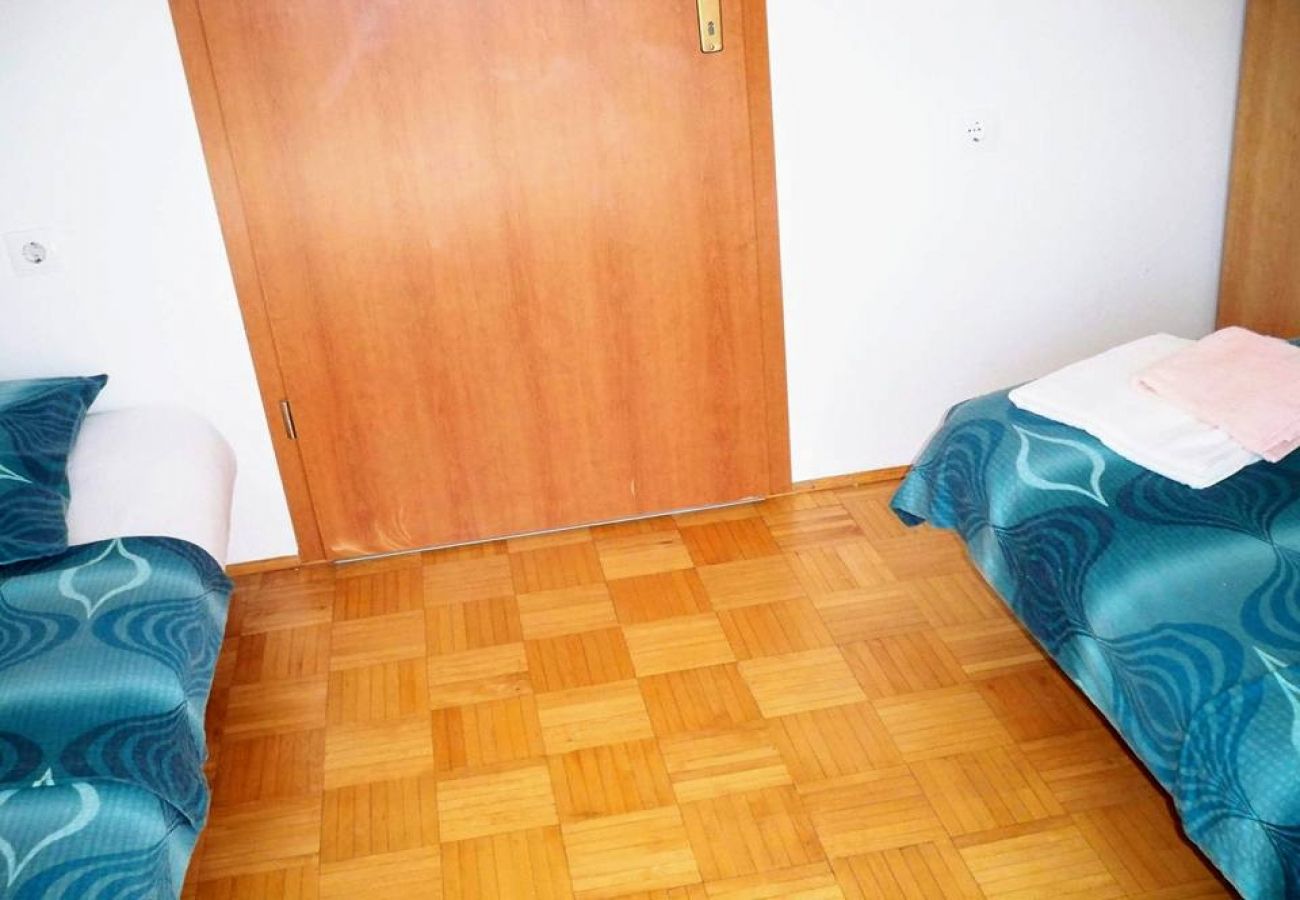 Apartament w Lopar - Apartament w Lopar z taras, Klimatyzacja, WIFI, Zmywarka (4224-4)