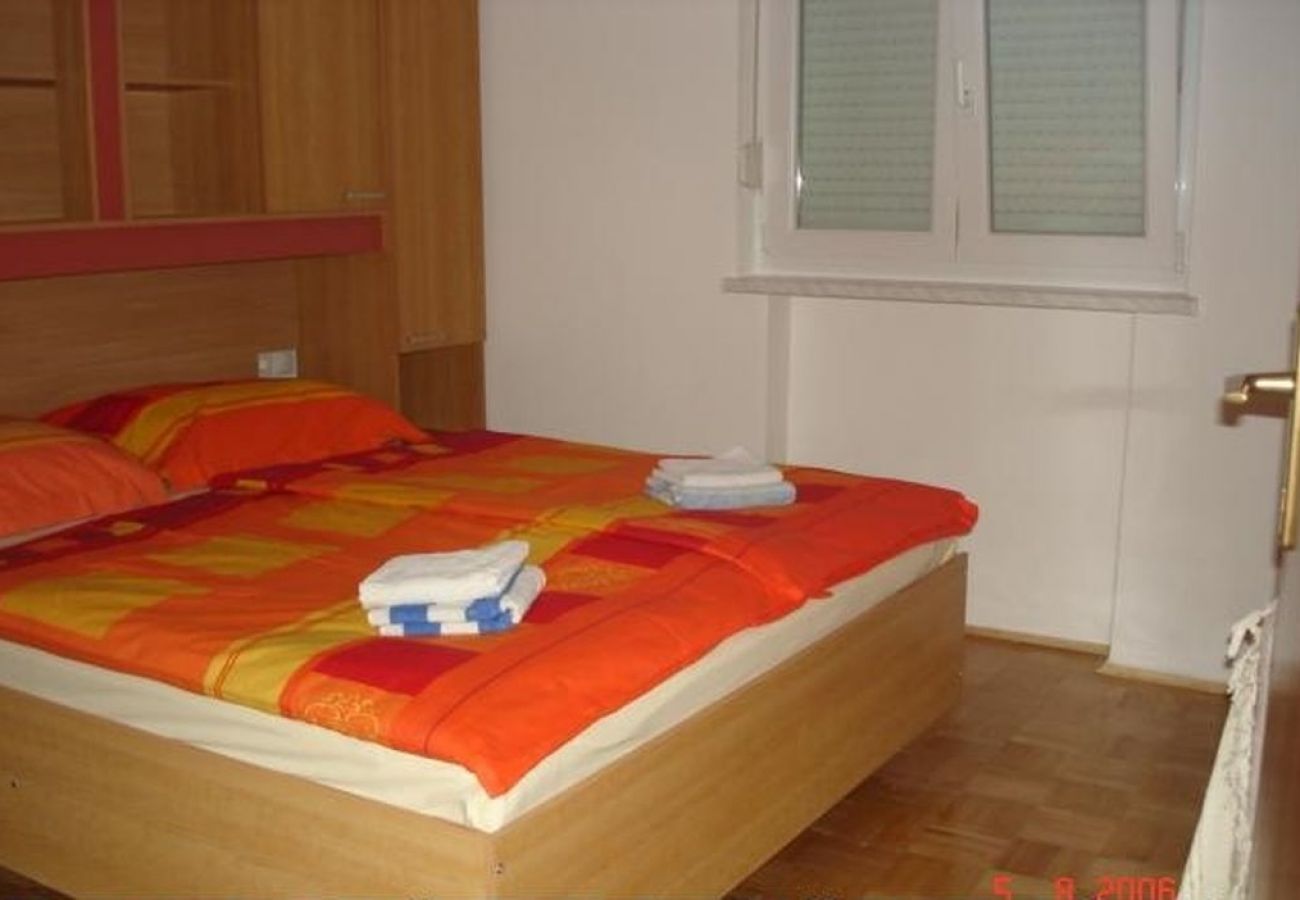 Apartament w Lopar - Apartament w Lopar z taras, Klimatyzacja, WIFI, Zmywarka (4224-4)