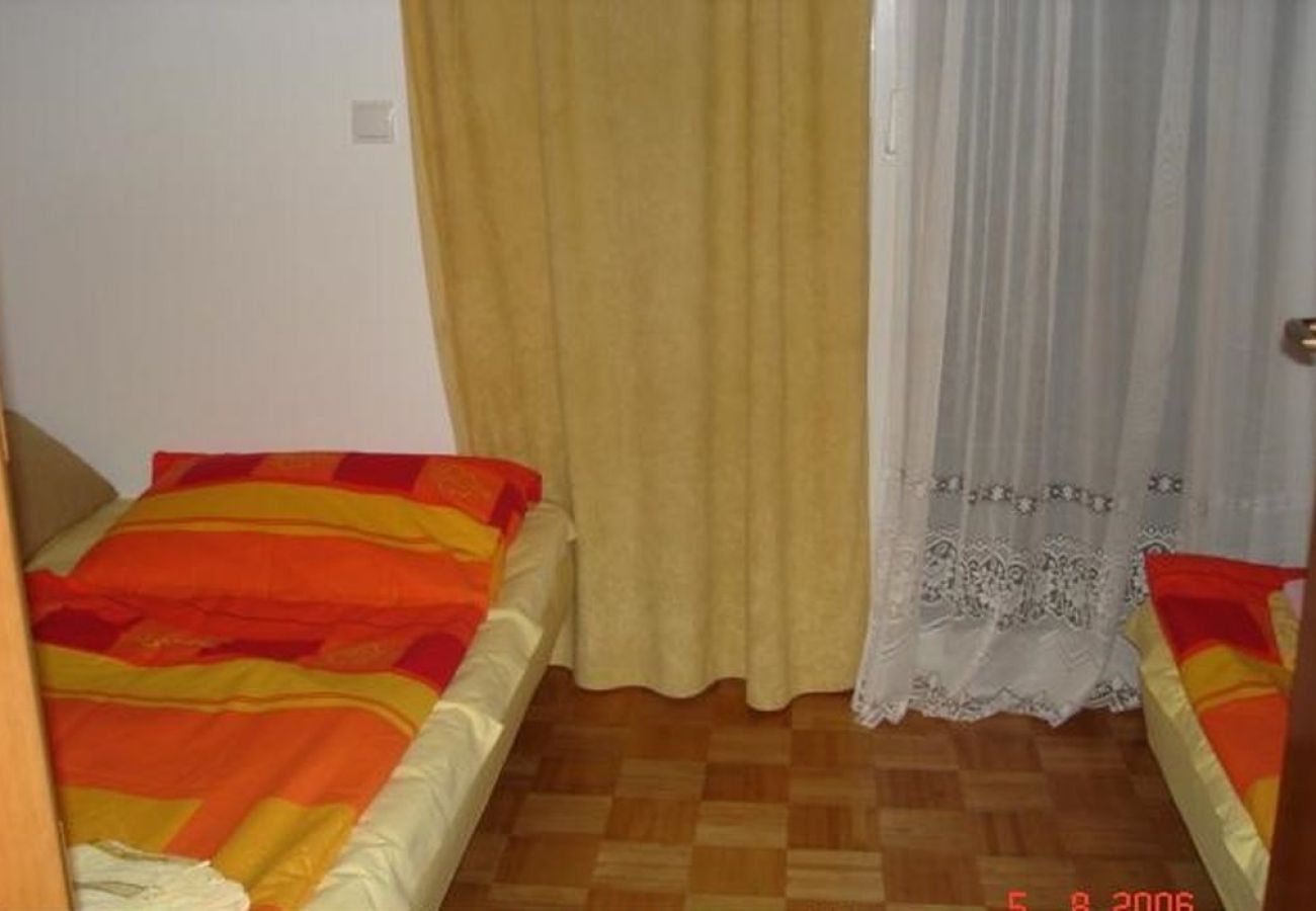 Apartament w Lopar - Apartament w Lopar z taras, Klimatyzacja, WIFI, Zmywarka (4224-4)