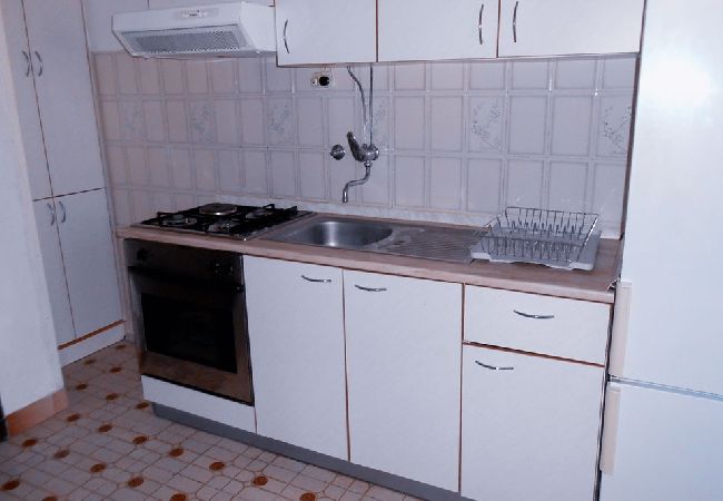 Apartament w Poljana - Apartament w Poljana z Widok na morze, taras, Klimatyzacja, WIFI (4232-1) Apartament w Poljana - Apartament w Poljana z Widok na morze, taras, Klimatyzacja, WIFI (4232-1)