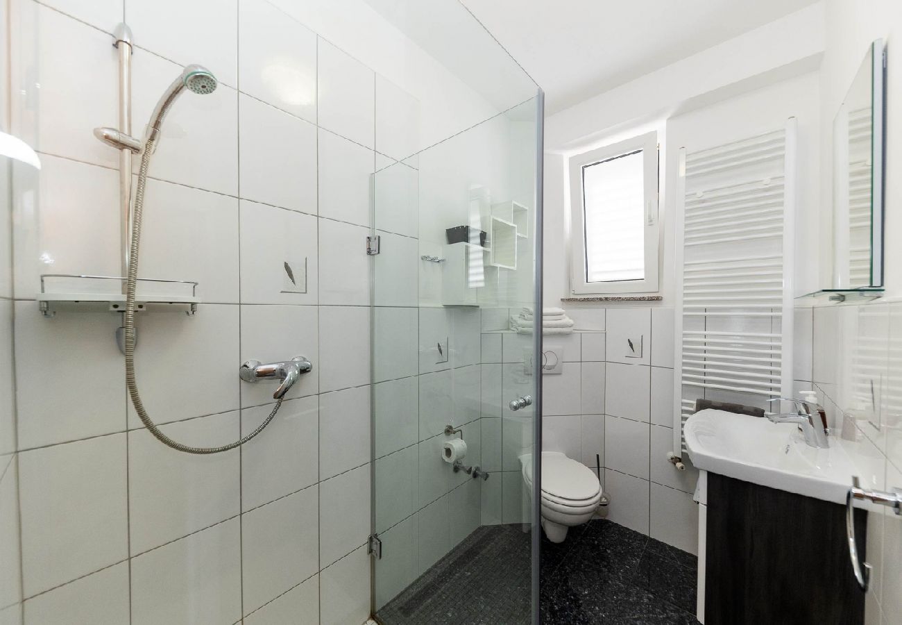 Apartament w Crikvenica - Apartament w Crikvenica z Widok na morze, Klimatyzacja, WIFI, Pralka (4267-2)