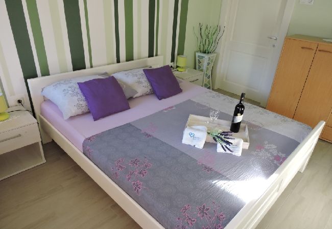 Apartament w Biograd na moru - Apartament w Biograd na Moru z taras, Klimatyzacja, WIFI (4269-2) Apartament w Biograd na moru - Apartament w Biograd na Moru z taras, Klimatyzacja, WIFI (4269-2)