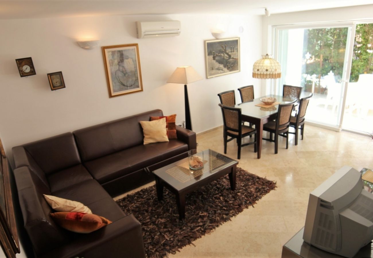 Apartament w Rovinj - Apartament w Rovinj z taras, Klimatyzacja, WIFI, Zmywarka (4285-2)