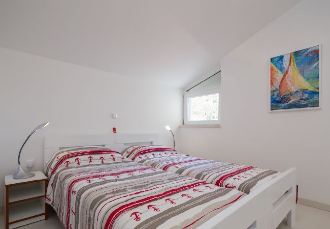 Apartament w Stanici - Apartament w Stanići z Widok na morze, balkon, Klimatyzacja, WIFI (3782-8) Apartament w Stanici - Apartament w Stanići z Widok na morze, balkon, Klimatyzacja, WIFI (3782-8)