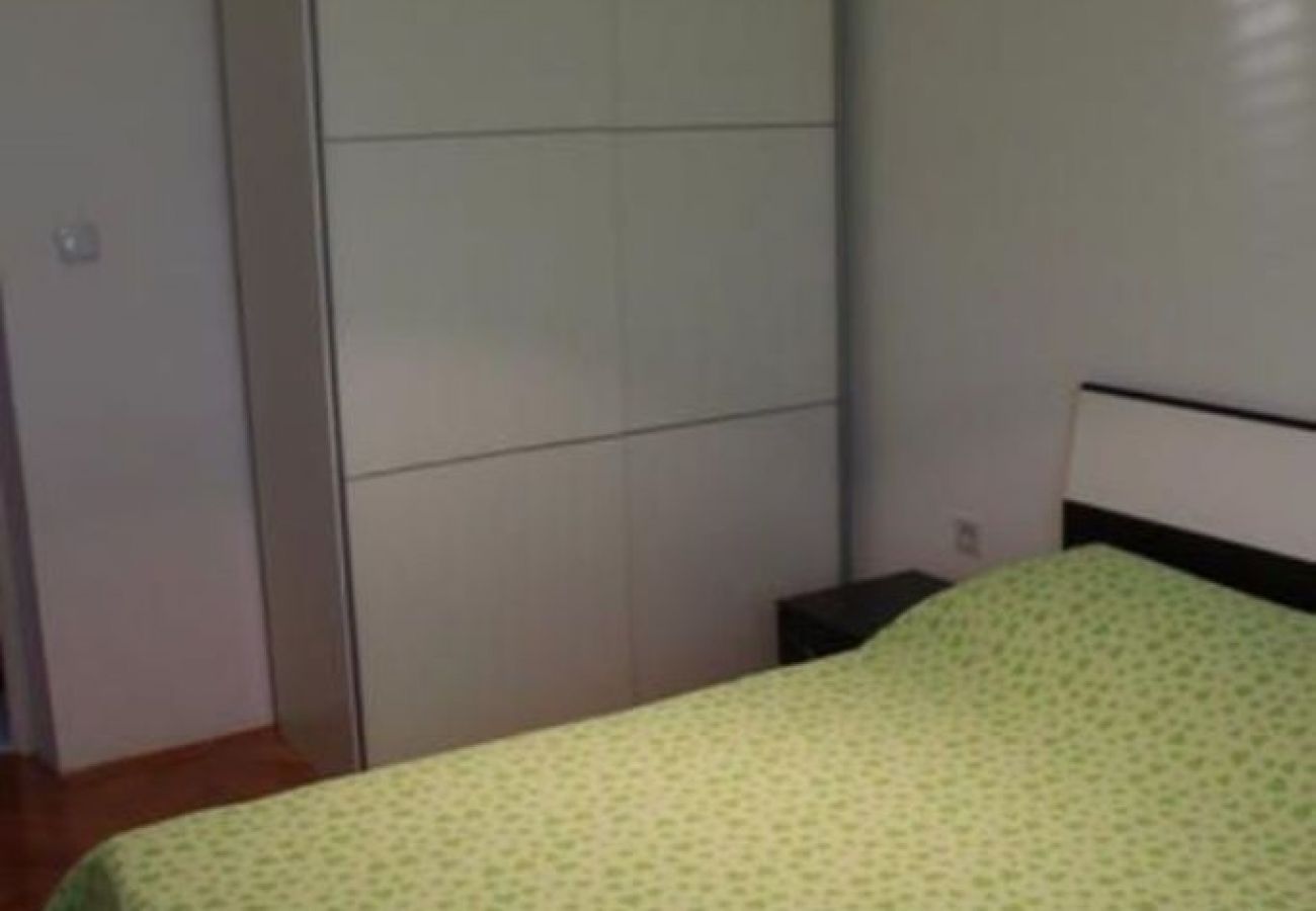 Apartament w Supetar - Apartament w Supetar z Widok na morze, taras, Klimatyzacja, WIFI (4300-1)