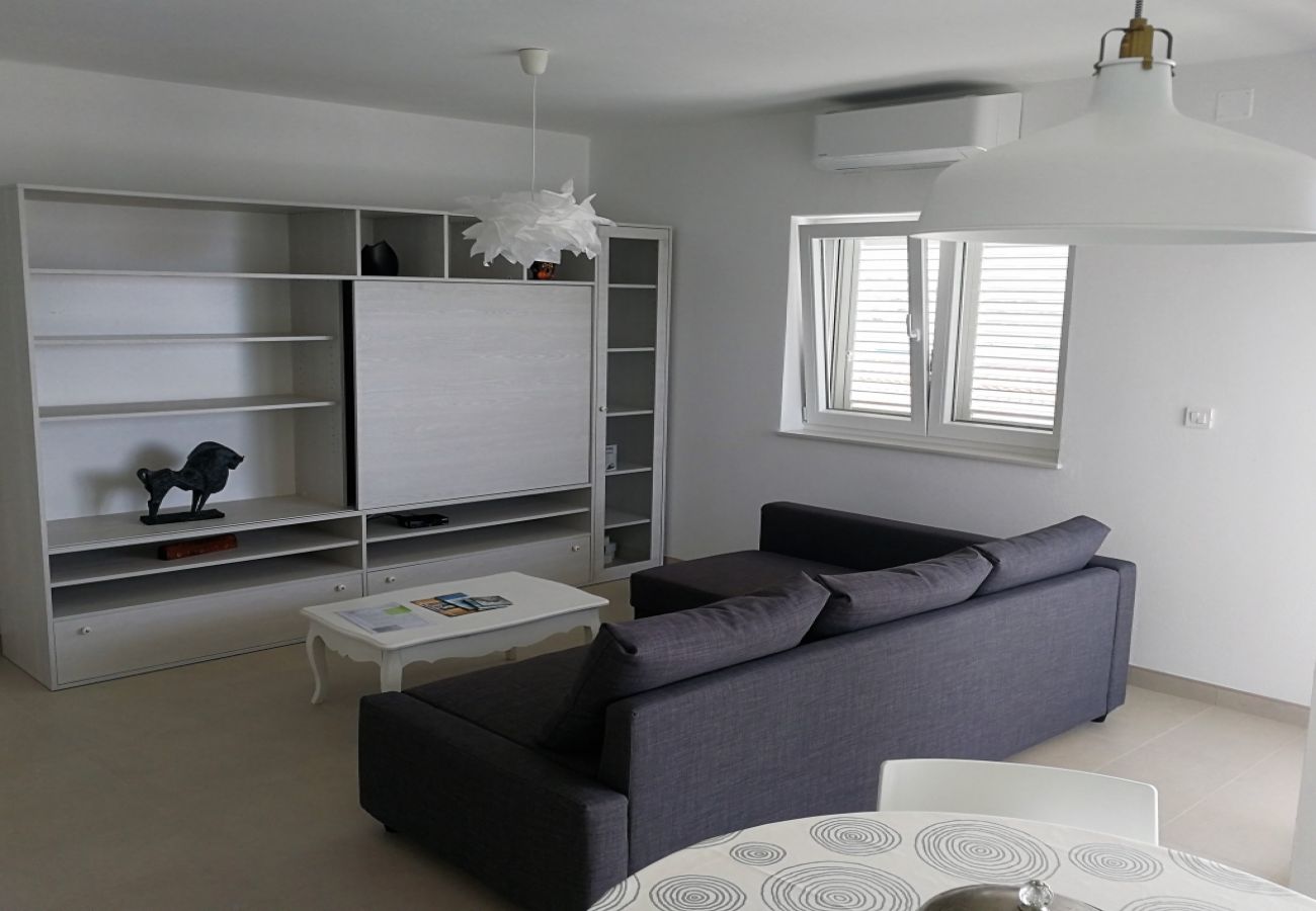 Apartament w Tribunj - Apartament w Tribunj z Widok na morze, balkon, Klimatyzacja, WIFI (4303-3)