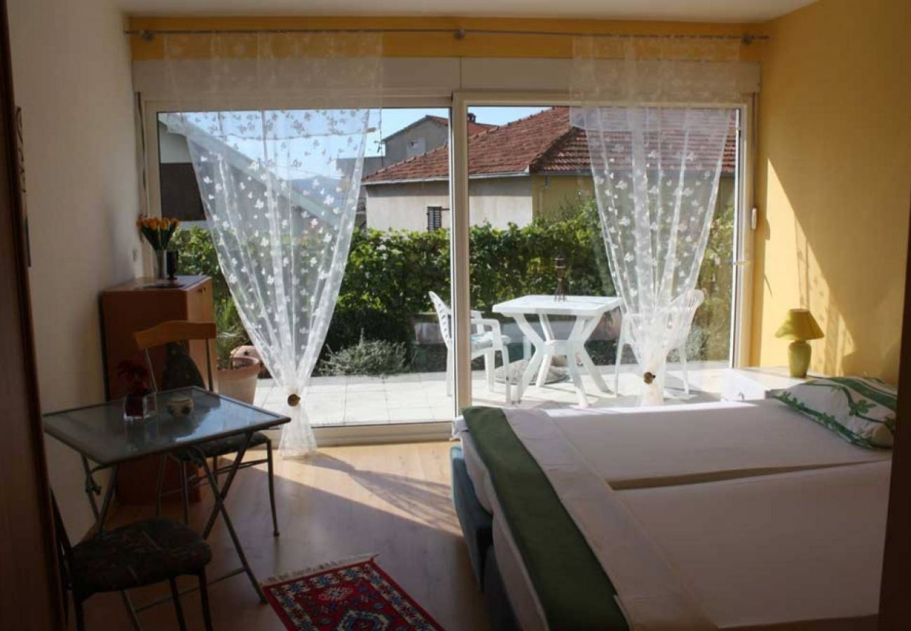 Studio w Trogir - Apartament Studio w Trogir z balkon, Klimatyzacja, WIFI (4328-2)