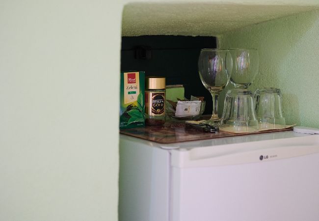 Pokój w Trogir - Pokój w Trogir z balkon, Klimatyzacja, WIFI (4324-3) Pokój w Trogir - Pokój w Trogir z balkon, Klimatyzacja, WIFI (4324-3)