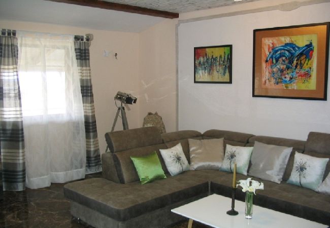 Apartament w Fažana - Apartament w Fažana z Widok na morze, balkon, Klimatyzacja, WIFI (4348-1) Apartament w Fažana - Apartament w Fažana z Widok na morze, balkon, Klimatyzacja, WIFI (4348-1)