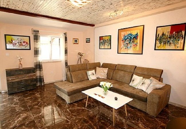 Apartament w Fažana - Apartament w Fažana z Widok na morze, balkon, Klimatyzacja, WIFI (4348-1) Apartament w Fažana - Apartament w Fažana z Widok na morze, balkon, Klimatyzacja, WIFI (4348-1)