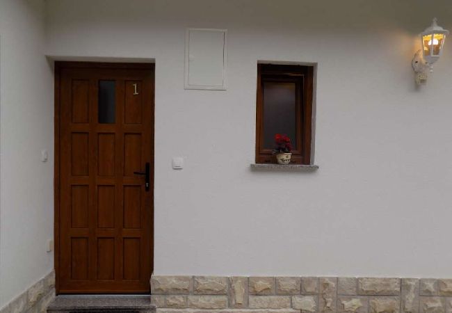 Studio w Mošcenicka Draga - Apartament Studio w Mošćenička Draga z Widok na morze, taras, Klimatyzacja, WIFI (4364-1) Studio w Mošcenicka Draga - Apartament Studio w Mošćenička Draga z Widok na morze, taras, Klimatyzacja, WIFI (4364-1)