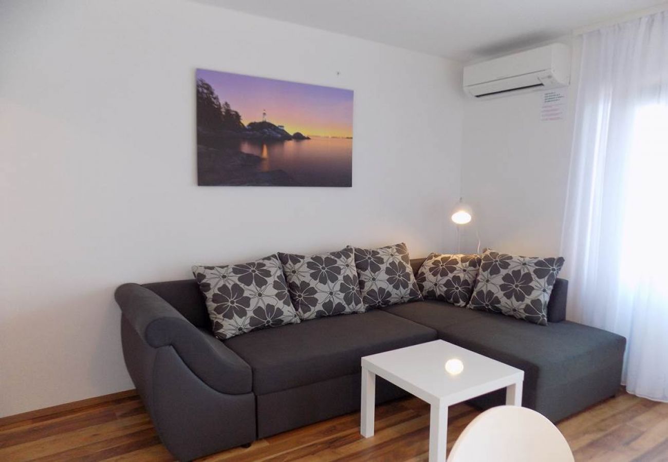 Apartament w Mošcenicka Draga - Apartament w Mošćenička Draga z Widok na morze, taras, Klimatyzacja, WIFI (4364-6)