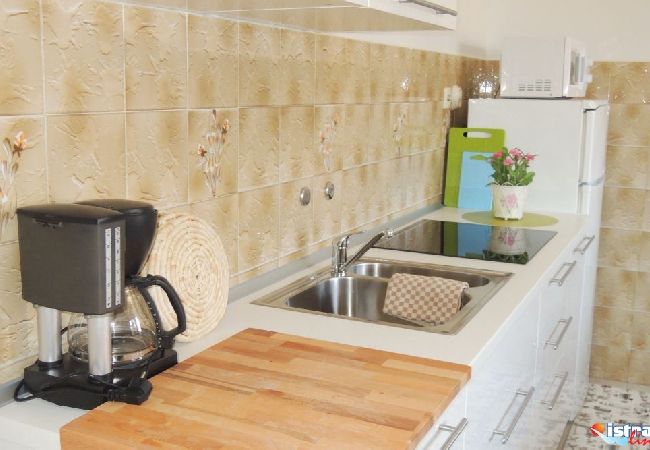 Apartament w Porec - Apartament w Poreču z tarasem, klimatyzacją, Wi-Fi, zmywarką (4400-10) Apartament w Porec - Apartament w Poreču z tarasem, klimatyzacją, Wi-Fi, zmywarką (4400-10)