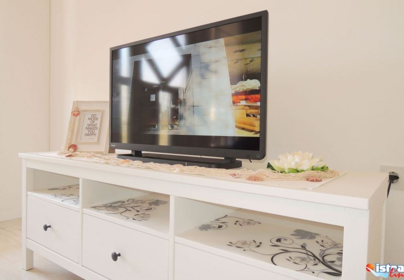 Apartament w Porec - Apartament w Poreču z tarasem, klimatyzacją, Wi-Fi, zmywarką (4400-10)