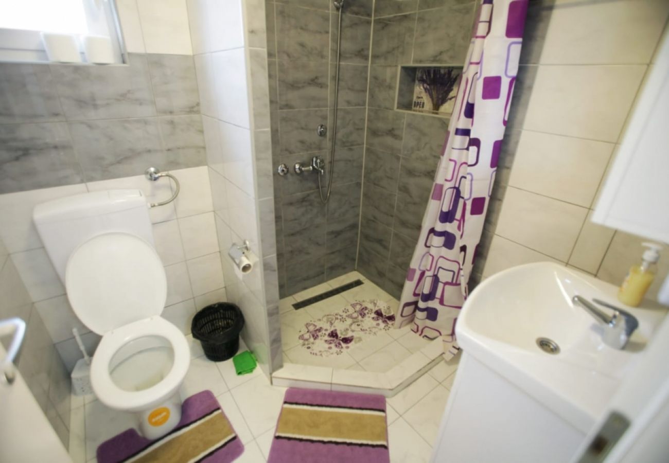 Apartament w Rakovica - Apartament w Rakovica z WIFI (601-3)