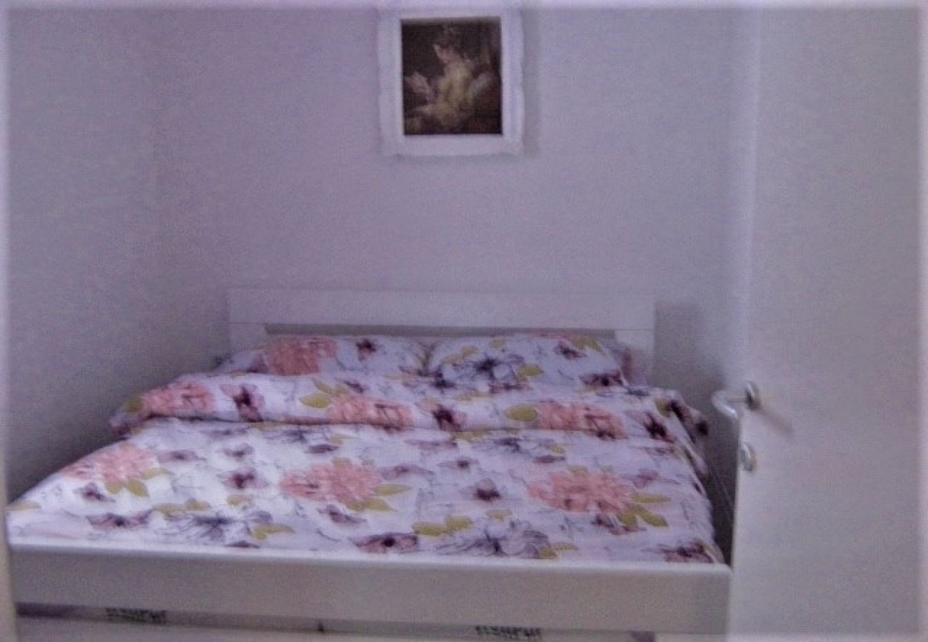 Apartament w Rakovica - Apartament w Rakovica z WIFI (601-3)