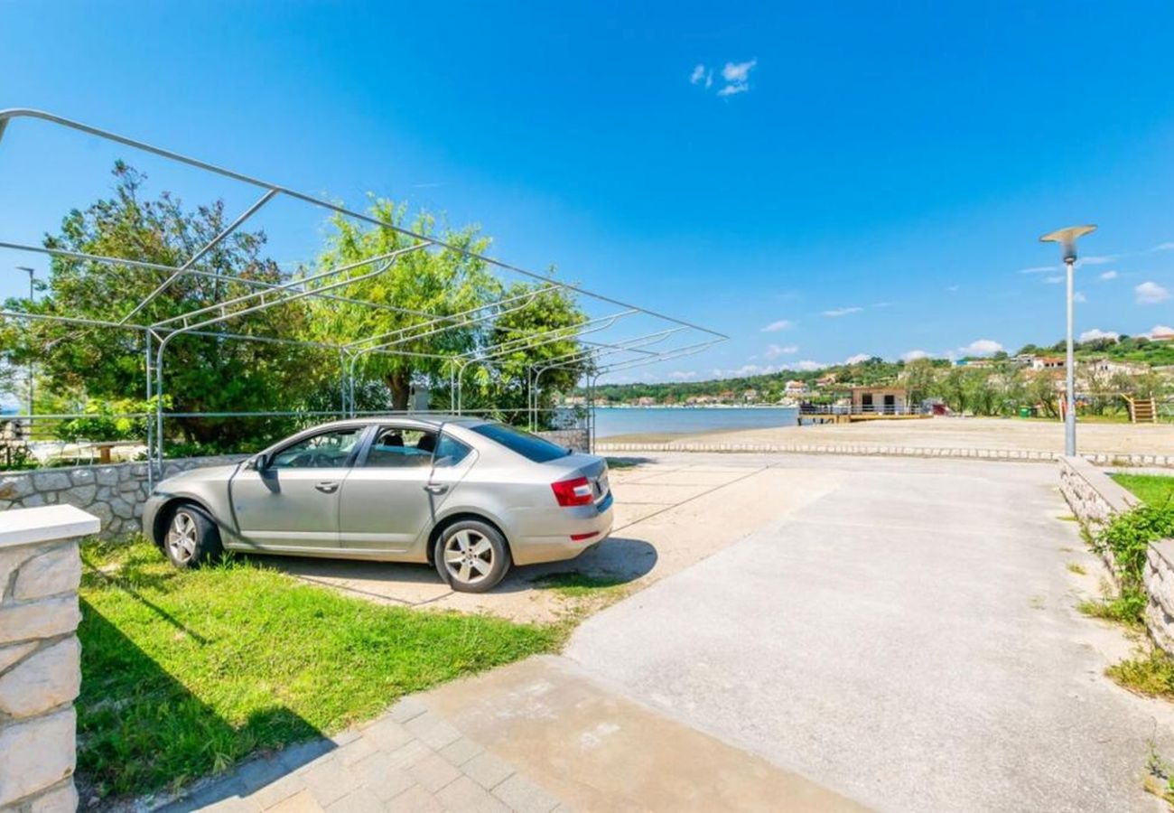 Apartament w Lopar - Apartament w Lopar z Widok na morze, taras, Klimatyzacja, WIFI (4419-2)