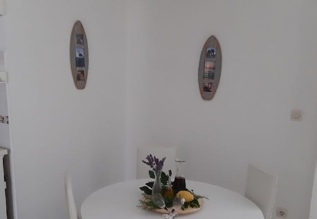 Apartament w Jelsa - Apartament w Jelsa z taras, Klimatyzacja, WIFI (4440-2) Apartament w Jelsa - Apartament w Jelsa z taras, Klimatyzacja, WIFI (4440-2)