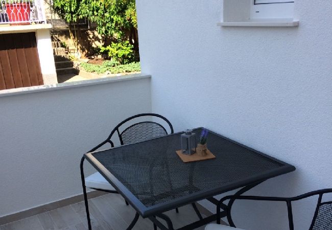 Studio w Podgora - Apartament Studio w Podgora z taras, Klimatyzacja, WIFI (4492-2) Studio w Podgora - Apartament Studio w Podgora z taras, Klimatyzacja, WIFI (4492-2)