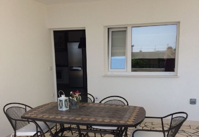 Apartament w Podgora - Apartament w Podgora z Widok na morze, taras, Klimatyzacja, WIFI (4492-3) Apartament w Podgora - Apartament w Podgora z Widok na morze, taras, Klimatyzacja, WIFI (4492-3)