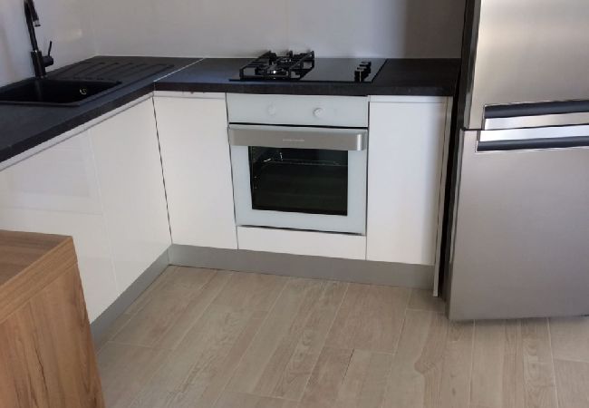 Apartament w Podgora - Apartament w Podgora z Widok na morze, taras, Klimatyzacja, WIFI (4492-3) Apartament w Podgora - Apartament w Podgora z Widok na morze, taras, Klimatyzacja, WIFI (4492-3)