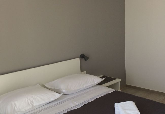 Apartament w Podgora - Apartament w Podgora z Widok na morze, taras, Klimatyzacja, WIFI (4492-3) Apartament w Podgora - Apartament w Podgora z Widok na morze, taras, Klimatyzacja, WIFI (4492-3)