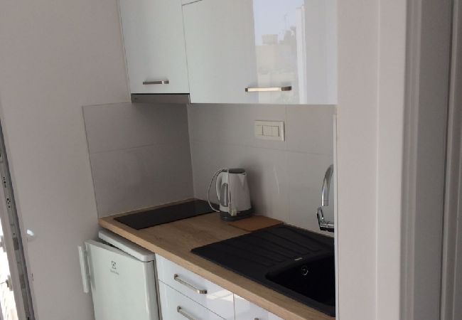 Studio w Podgora - Apartament Studio w Podgora z Widok na morze, balkon, Klimatyzacja, WIFI (4492-4) Studio w Podgora - Apartament Studio w Podgora z Widok na morze, balkon, Klimatyzacja, WIFI (4492-4)