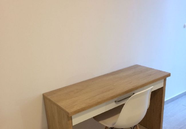 Apartament w Podgora - Apartament w Podgora z Widok na morze, taras, Klimatyzacja, WIFI (4492-1) Apartament w Podgora - Apartament w Podgora z Widok na morze, taras, Klimatyzacja, WIFI (4492-1)