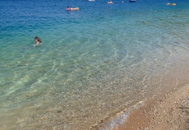 Apartament w Podgora - Apartament w Podgora z Widok na morze, taras, Klimatyzacja, WIFI (4492-1) Apartament w Podgora - Apartament w Podgora z Widok na morze, taras, Klimatyzacja, WIFI (4492-1)