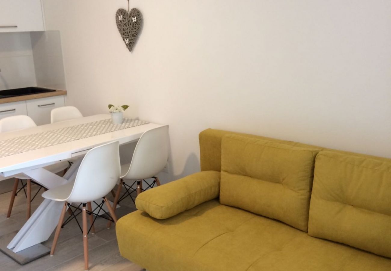 Apartament w Podgora - Apartament w Podgora z Widok na morze, taras, Klimatyzacja, WIFI (4492-1)