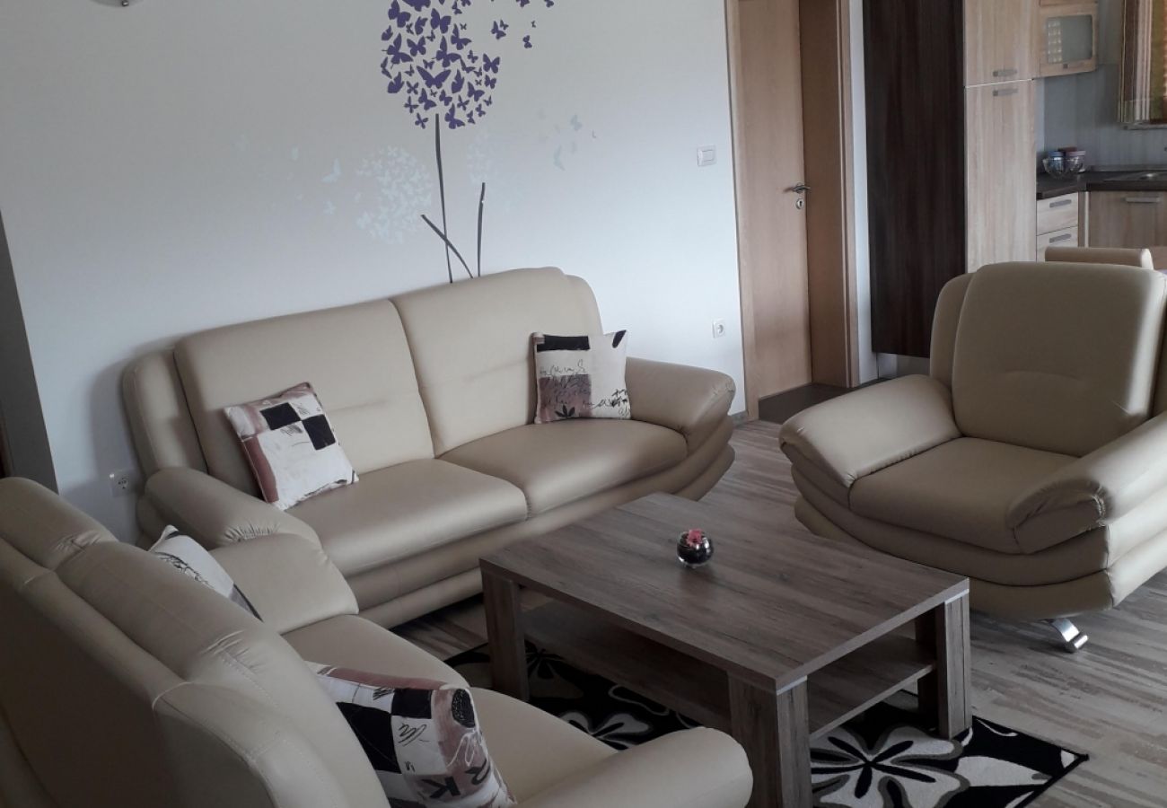 Apartament w Cres - Apartament w Cres z balkon, Klimatyzacja, WIFI, Pralka (4496-1)