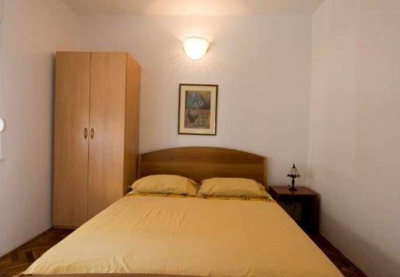 Apartament w Duce - Apartament w Duće z Widok na morze, taras, Klimatyzacja, WIFI (132-9)