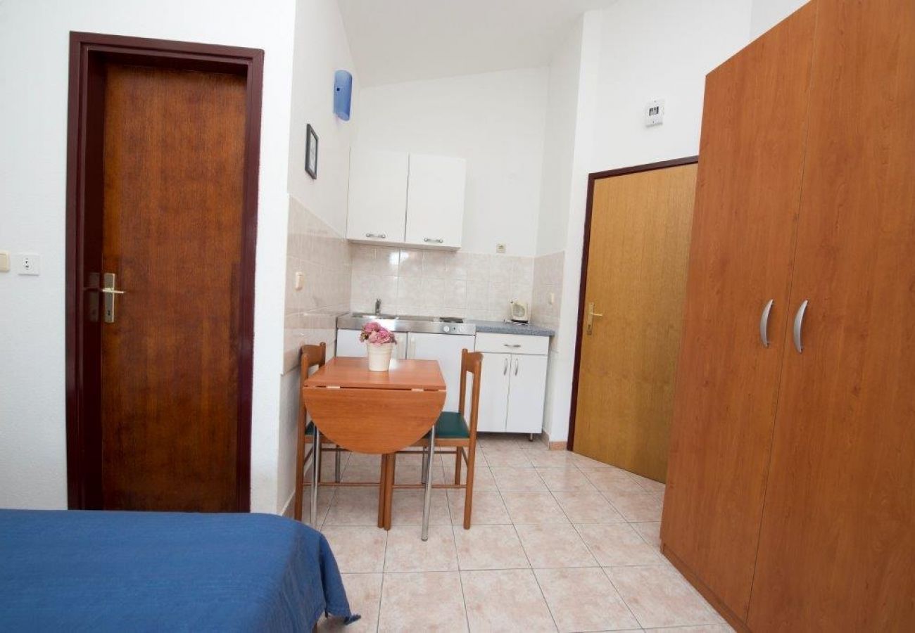 Studio w Duce - Apartament Studio w Duće z Widok na morze, balkon, Klimatyzacja, WIFI (132-4)