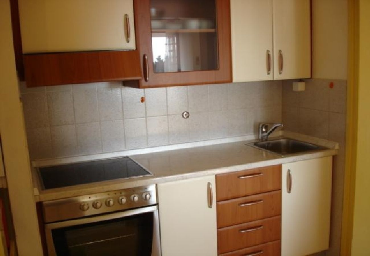 Apartament w Punat - Apartament w Punat z Widok na morze, taras, Klimatyzacja, WIFI (4526-1)