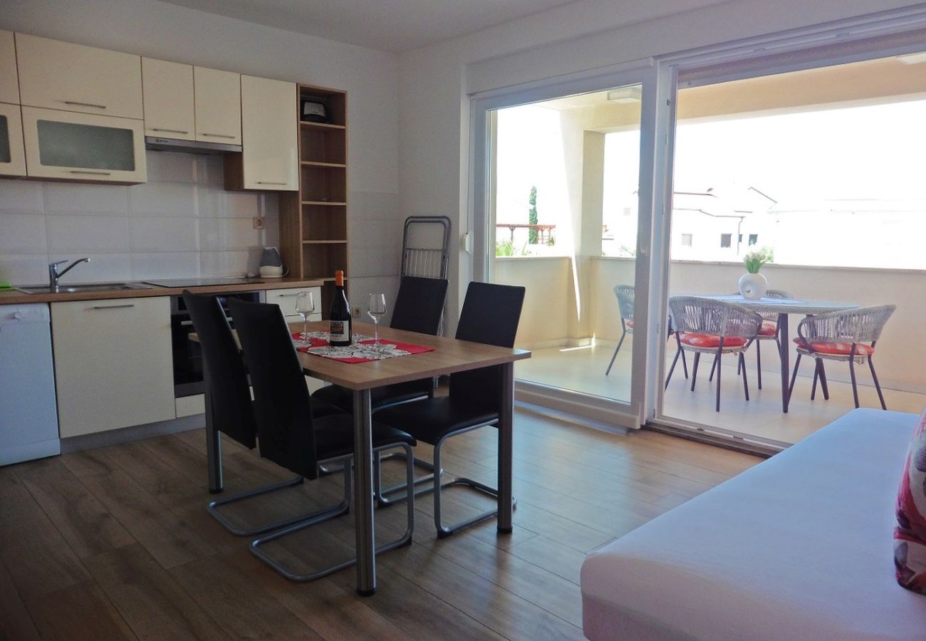 Apartament w Punat - Apartament w Punat z Loggia, Klimatyzacja, WIFI, Pralka (4534-1)