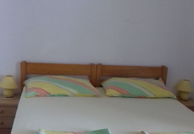 Apartament w Vir - Apartament w Vir z Widok na morze, taras, Klimatyzacja, WIFI (4472-2) Apartament w Vir - Apartament w Vir z Widok na morze, taras, Klimatyzacja, WIFI (4472-2)