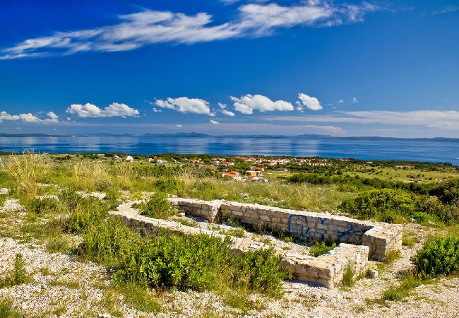 Apartament w Vir - Apartament w Vir z Widok na morze, taras, Klimatyzacja, WIFI (4472-2) Apartament w Vir - Apartament w Vir z Widok na morze, taras, Klimatyzacja, WIFI (4472-2)