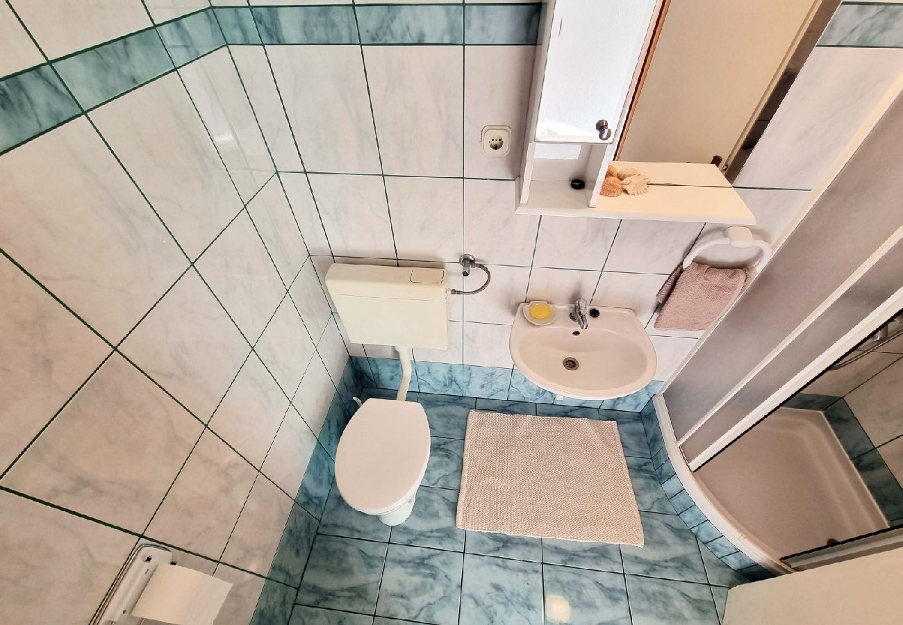 Apartament w Supetarska Draga - Apartament w Supetarska Draga z Widok na morze, taras, Klimatyzacja, WIFI (4551-3)