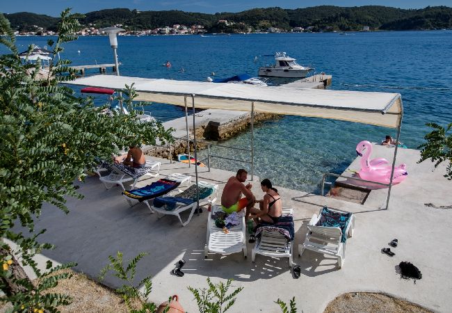 Apartament w Supetarska Draga - Apartament w Supetarska Draga z Widok na morze, balkon, Klimatyzacja, WIFI (4551-5) Apartament w Supetarska Draga - Apartament w Supetarska Draga z Widok na morze, balkon, Klimatyzacja, WIFI (4551-5)