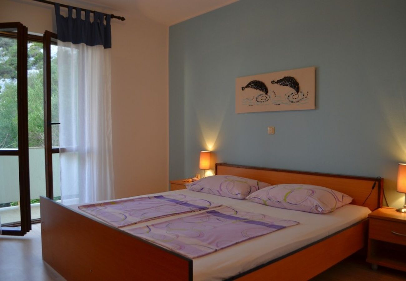 Apartament w Supetarska Draga - Apartament w Supetarska Draga z Widok na morze, taras, Klimatyzacja, WIFI (4552-9)