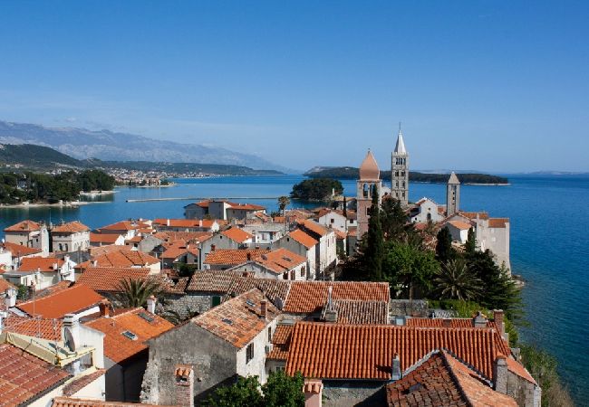 Apartament w Supetarska Draga - Apartament w Supetarska Draga z Widok na morze, taras, Klimatyzacja, WIFI (4552-10) Apartament w Supetarska Draga - Apartament w Supetarska Draga z Widok na morze, taras, Klimatyzacja, WIFI (4552-10)