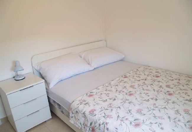 Apartament w Preko - Apartament wakacyjny w Preko z tarasem, klimatyzacją, Wi-Fi, pralką (4568-3) Apartament w Preko - Apartament wakacyjny w Preko z tarasem, klimatyzacją, Wi-Fi, pralką (4568-3)