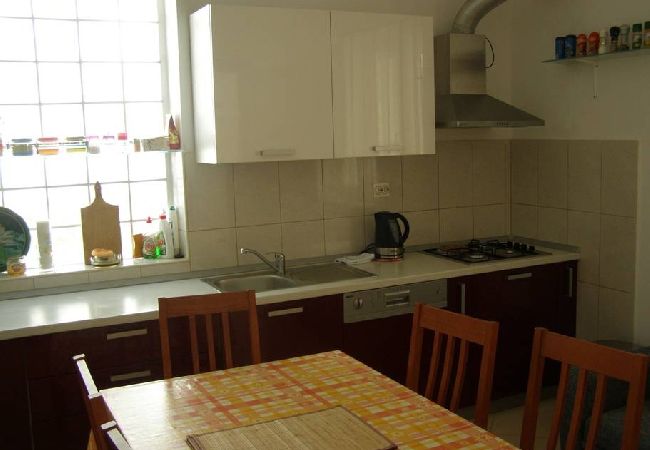 Dom w Preko - Ferienhaus in Preko mit Meerblick, Terrasse, Klimaanlage, W-LAN (4571-1) Dom w Preko - Ferienhaus in Preko mit Meerblick, Terrasse, Klimaanlage, W-LAN (4571-1)