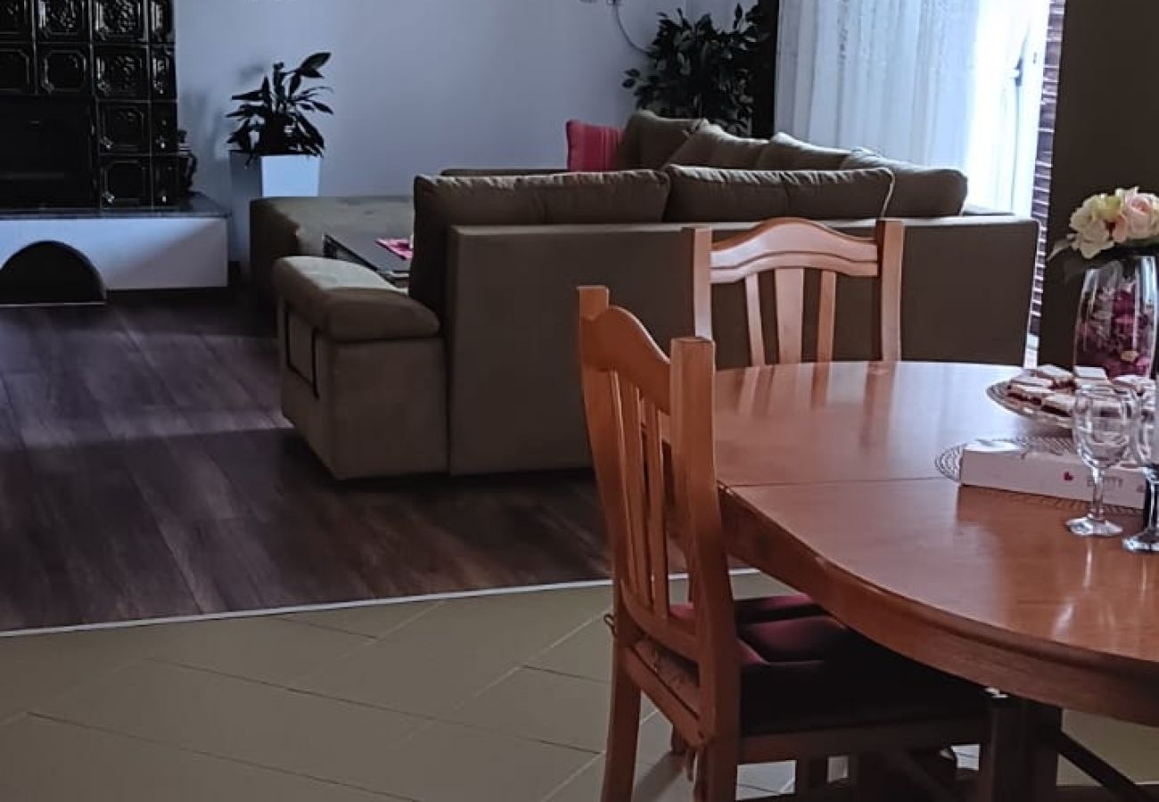 Apartament w Kali - Apartament w Kali z Widok na morze, taras, Klimatyzacja, WIFI (4573-1)