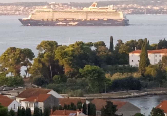 Apartament w Preko - Apartament w Preko z Widok na morze, taras, Klimatyzacja, WIFI (4574-1) Apartament w Preko - Apartament w Preko z Widok na morze, taras, Klimatyzacja, WIFI (4574-1)