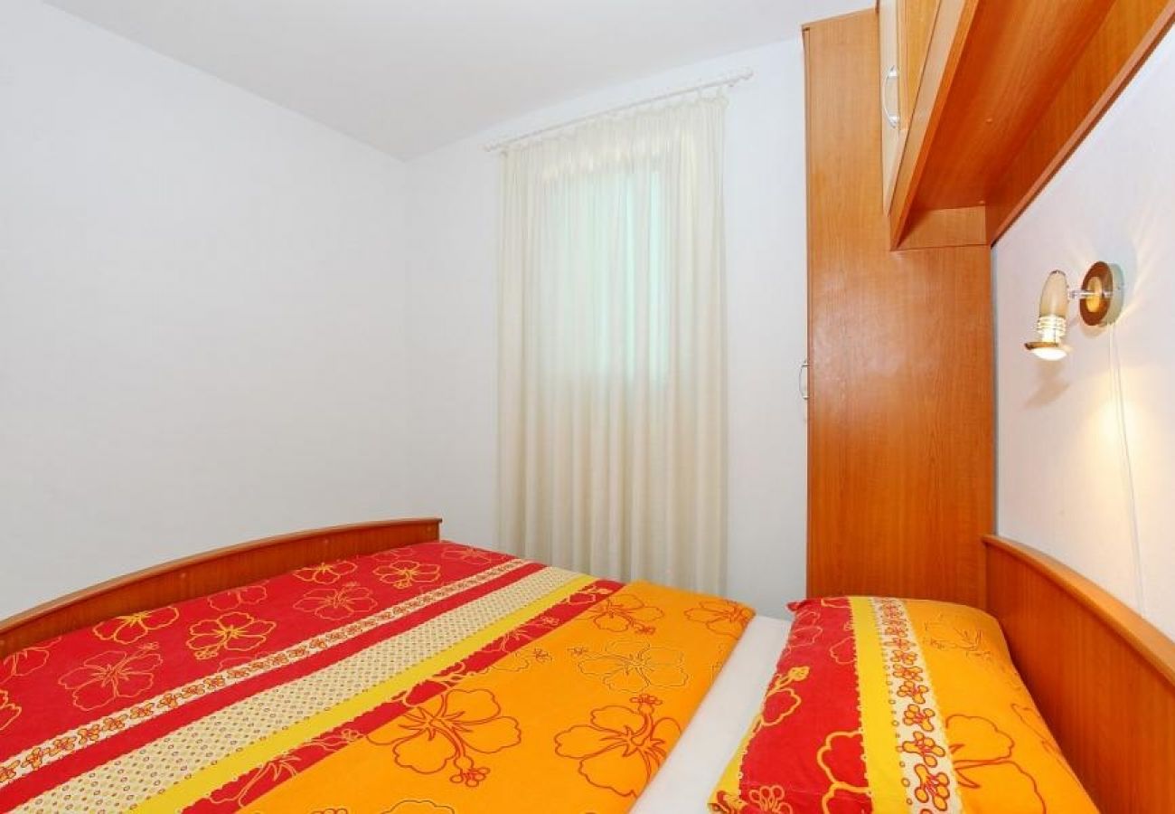 Apartament w Vir - Apartament w Vir z balkon, Klimatyzacja, WIFI (4595-1)